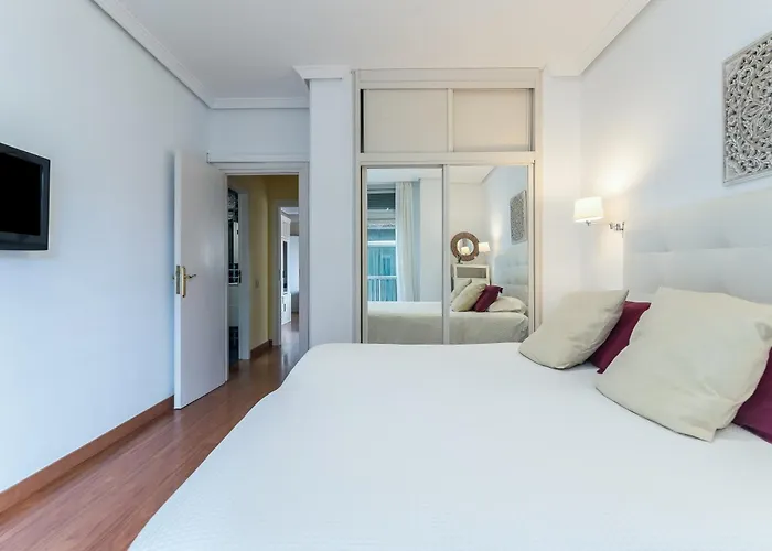 Catalina Vintage, Playa De Canteras